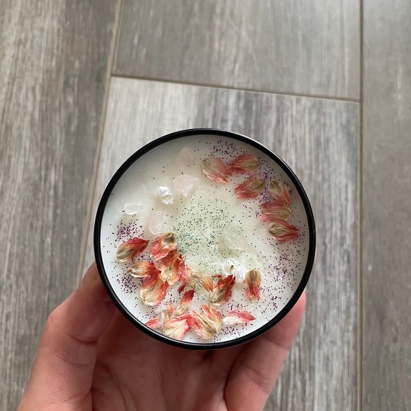 *Fairy Magic* Soy Wax Candle - Picture 2 of 8